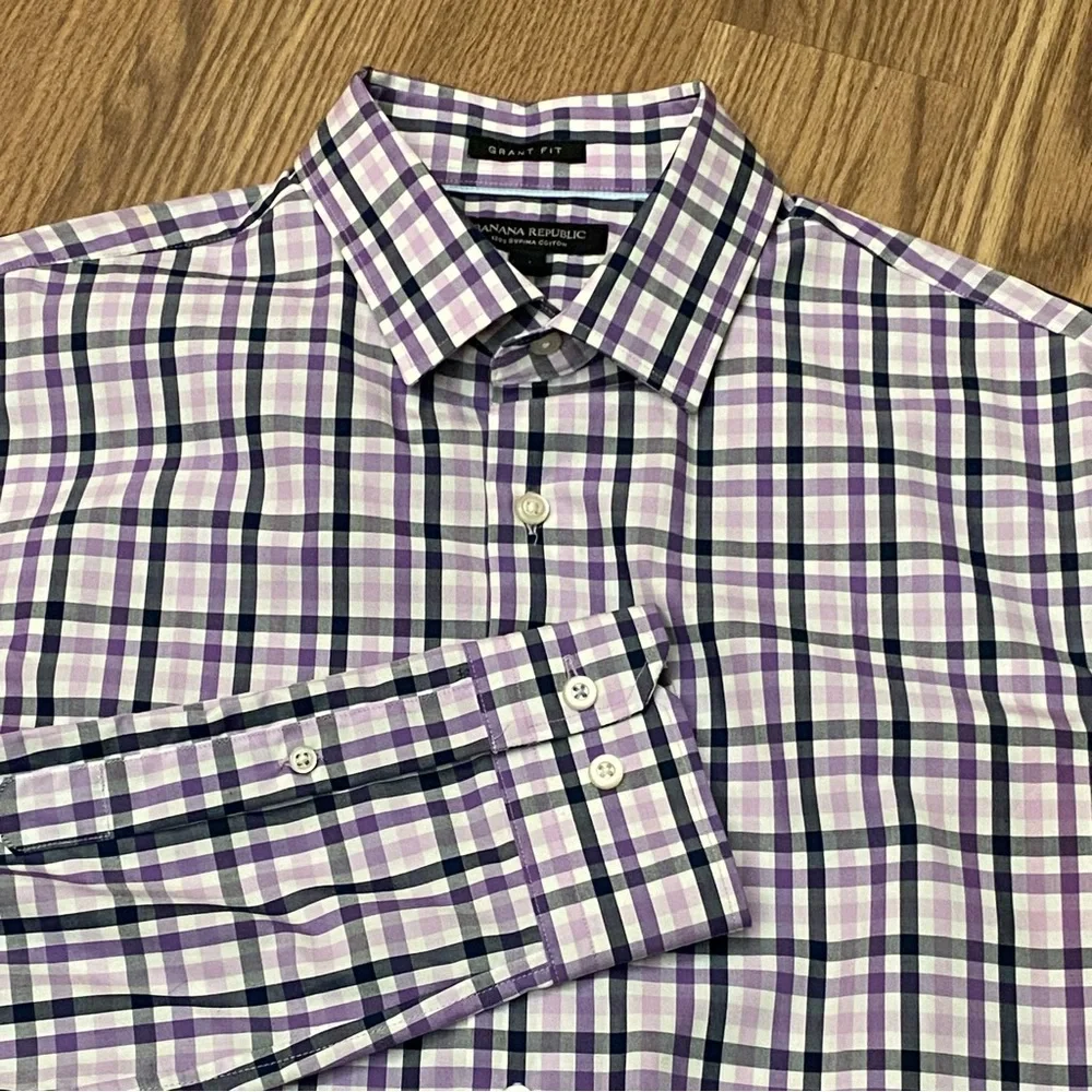Banana Republic Grant Fit Shirt Mens Size M Lilac Plaid Supima Cotton Button Up